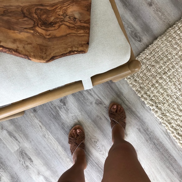 SNAKE PRINT TAN SANDALS - Picture 3 of 4